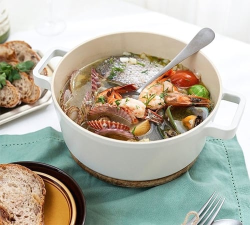 نيوفلام فيكا قدر منخفض سيراميك فاخر مقاسات بغطاء ز...