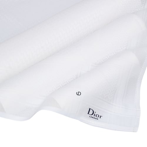 شماغ ديور أبيض آخر إصدار2026