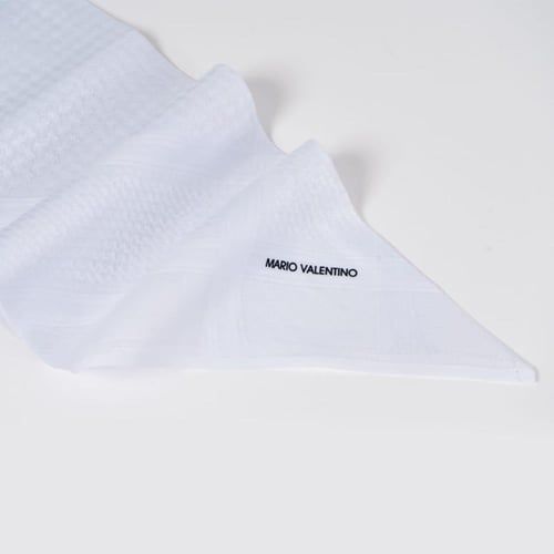 شماغ ماريو فالنتينو أبيض آخر إصدار