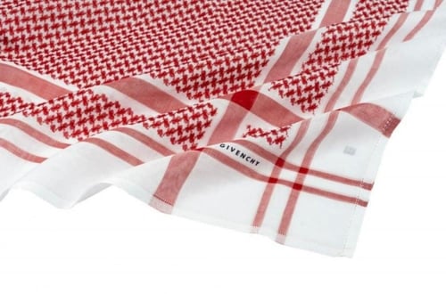 شماغ جيفنشي الرسمي 2023