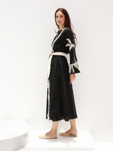 ليل كيمونو مع حزام