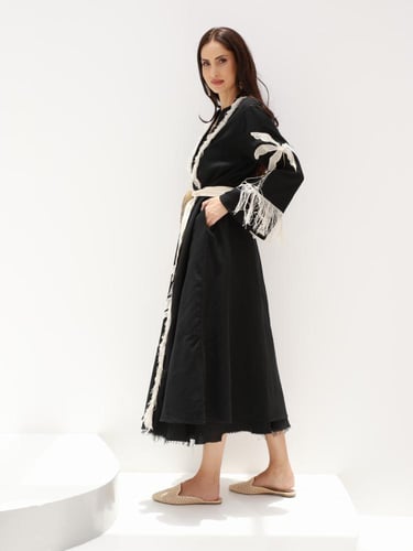 ليل كيمونو مع حزام