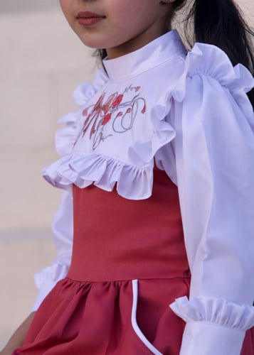 مريول انيق بتطريز جوانا