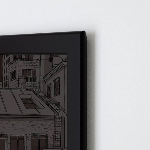 لوحة جدارية فنية برواز ابيض ، اسود