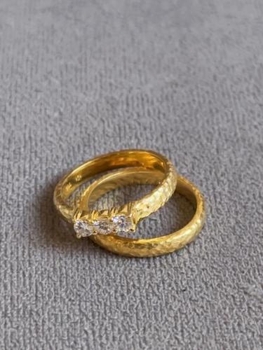Twins- Princess Ring With Three Diamonds