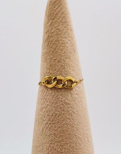 Three Tight knots Ring