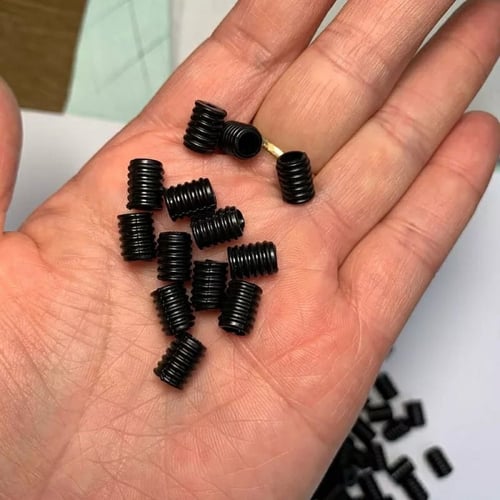 اقفال مطاط للكمامات 50 قطعه