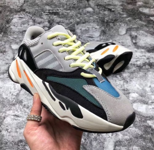 Adidas Yeezy boost 700 Wave