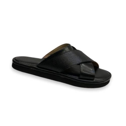 حذاء ولادي جلد كلاسك اكس اسود