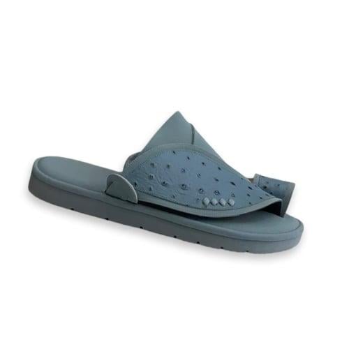 حذاء زبيري شرقي جلد فاخر سماوي