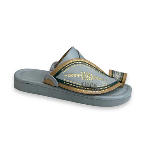 حذاء شرقي مطرز يدوي سماوي نقش زري