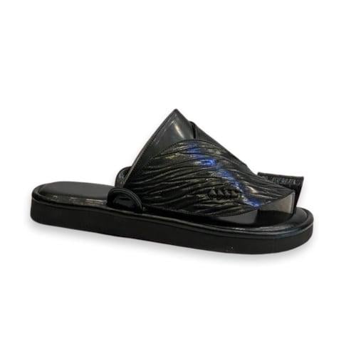 حذاء زبيري شرقي اسود مصنوع من الجلدود الفاخره