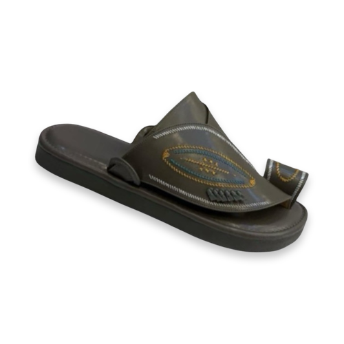 حذاء شرقي نقش يدوي بالخيط رمادي