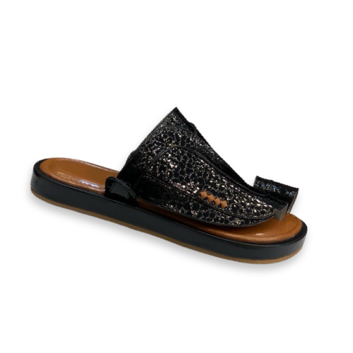 نعال شرقي رجالي أسود بنقشة التمساح – إصدار المجلس...