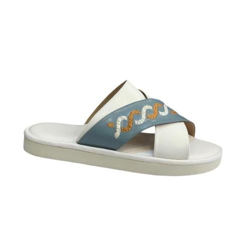 نعال شرقي رجالي أبيض بتصميم X مع شيراك سماوي وتطري...