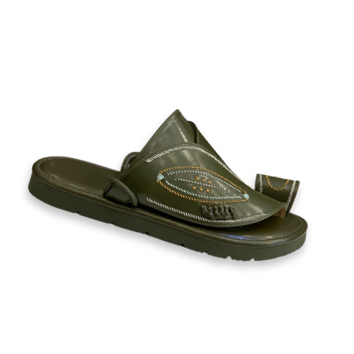 حذاء شرقي نقش يدوي بالخيط زيتي