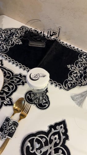 طقم 10 اشخاص مفارش تطريز مخمل