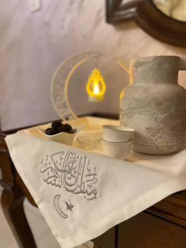 مبارك عليكم الشهر فضي