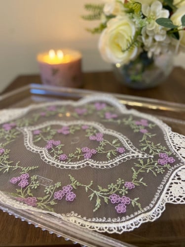 مفرش صينيه بورود بنفسجي