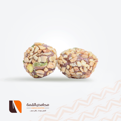 كرات التمر بالمكسرات والطحينة الضيف