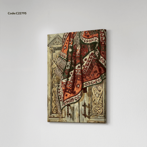 لوحة جدارية كانفس تصور باب قديم تدلى منه قطعة قماش
