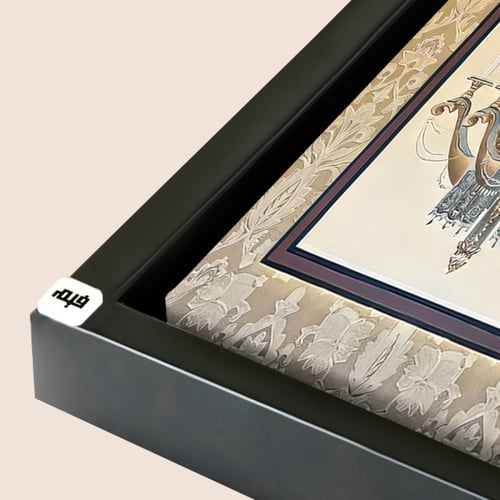 لوحة جدارية كانفس تصور ثريا كلاسيكية تحتوي على شمو...