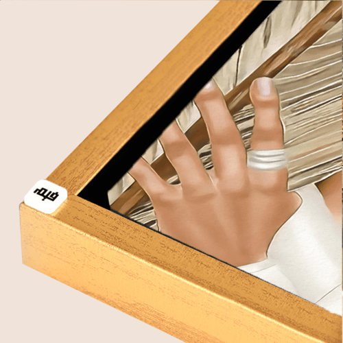 لوحة جدارية كانفس فتاة برداء أبيض بخلفية نقوش سجاد