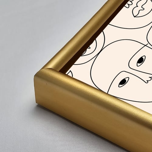 لوحة جدارية اكريليك مقسمة تتميز بتصميم يحتوي على و...