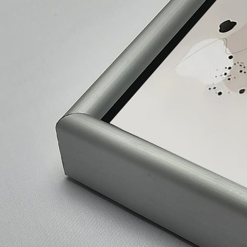 لوحة جدارية اكريليك مقسمة إلى أشكال وخطوط الوان