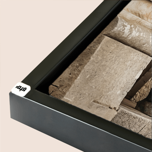 لوحة جدارية كانفس تصور خيل يقف داخل قلعة بتدرجات ا...