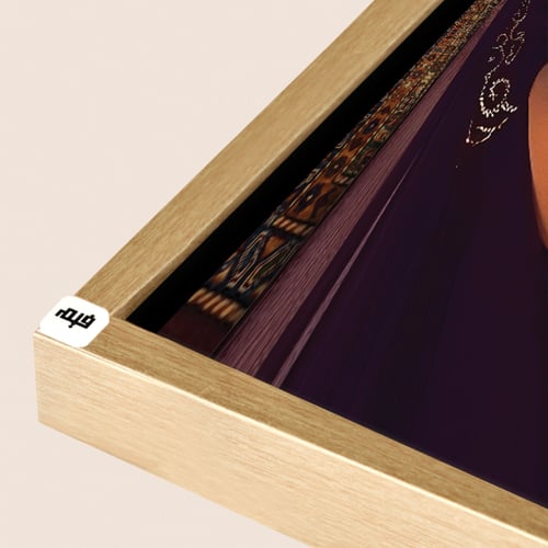 لوحة جدارية فتاة ترتدي البرقع وممسكة بخيل بني بخلف...