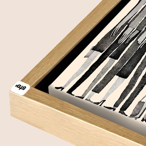 لوحة جدارية كانفس تصور شخصيات بأسلوب طولي نحيف