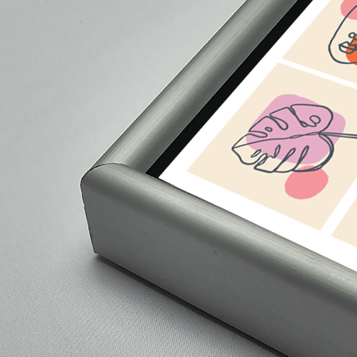 لوحة فنية جدارية اكريليك بتصميم يبرز جمال الوجوه ب...