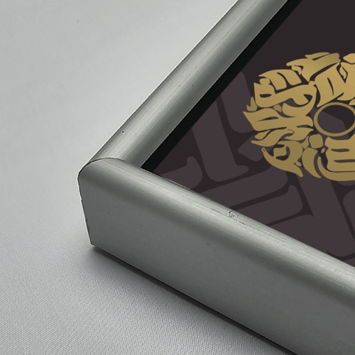 لوحة جدارية أكريليك بتدرجات الذهبي والبني مع الأبي...