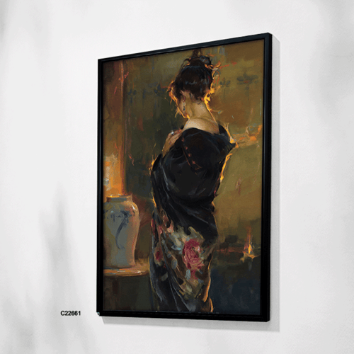 لوحة جدارية كانفس تصور امرأة مرتدية رداء مزين بالز...