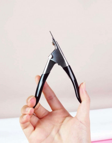 مقص الاظافر