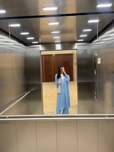 بدلة (عباية) أزرق