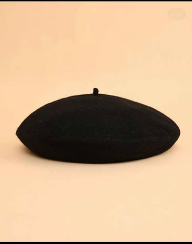 قبعة بيرية ( فرنسية)