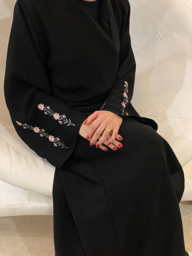 عباية الورد-03