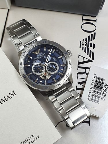 ساعة emporio armani