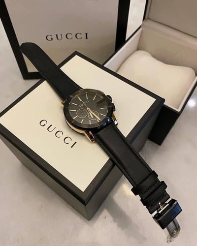 ساعة gucci 44mm