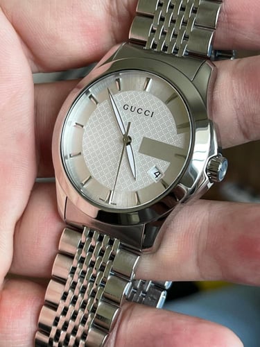 ساعة قوتشي رجالية