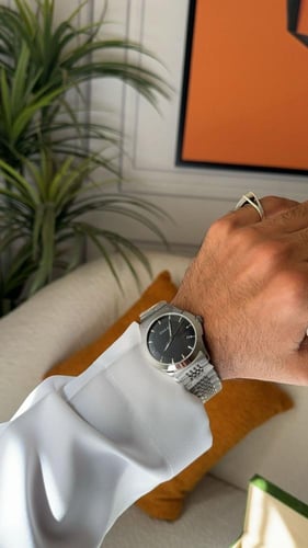 ساعة قوتشي رجالية