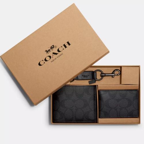 محفظة coach