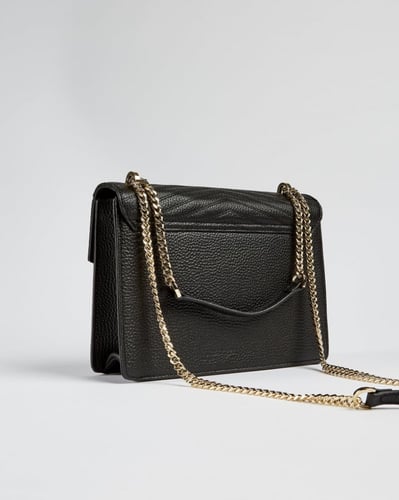 حقيبة ted baker