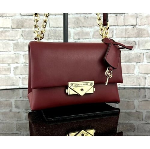 حقيبة michael kors cece