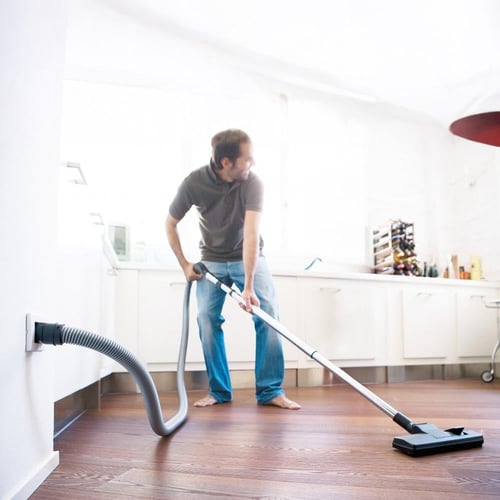 المكنسة المركزية - 700م