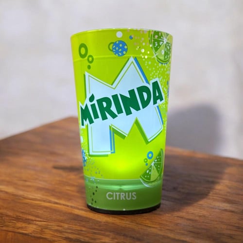 كوب حمضيات مضيء