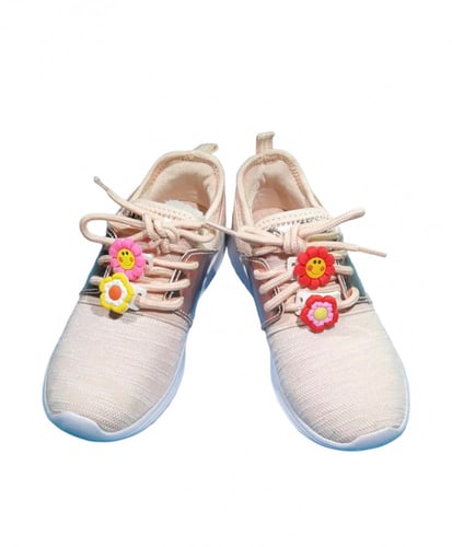 مشبك تشارمز للاحذية الرياضية