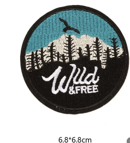 ملصق ملابس wild&free